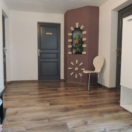 Hotel De La Gare Cousset Екстер'єр фото