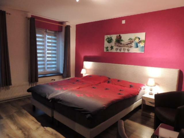 Hotel De La Gare Cousset Екстер'єр фото