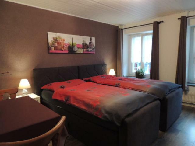 Hotel De La Gare Cousset Екстер'єр фото