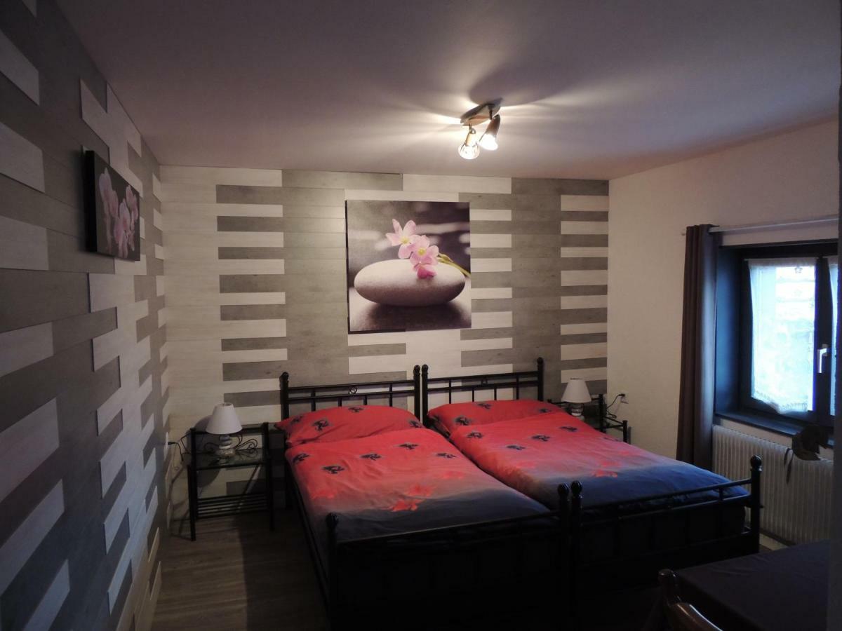 Hotel De La Gare Cousset Екстер'єр фото